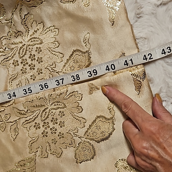 Royal Lynne Made in Royal Crown Colony of Hong Kong vintage gold brocade coat 12 - Picture 5 of 15
